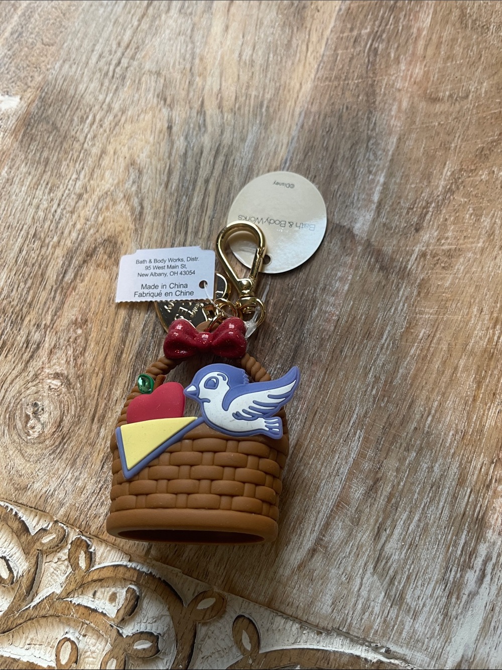 Bath & Body Works Brown Basket Bird Red Bow and Blue Bird Pocketbac Holder